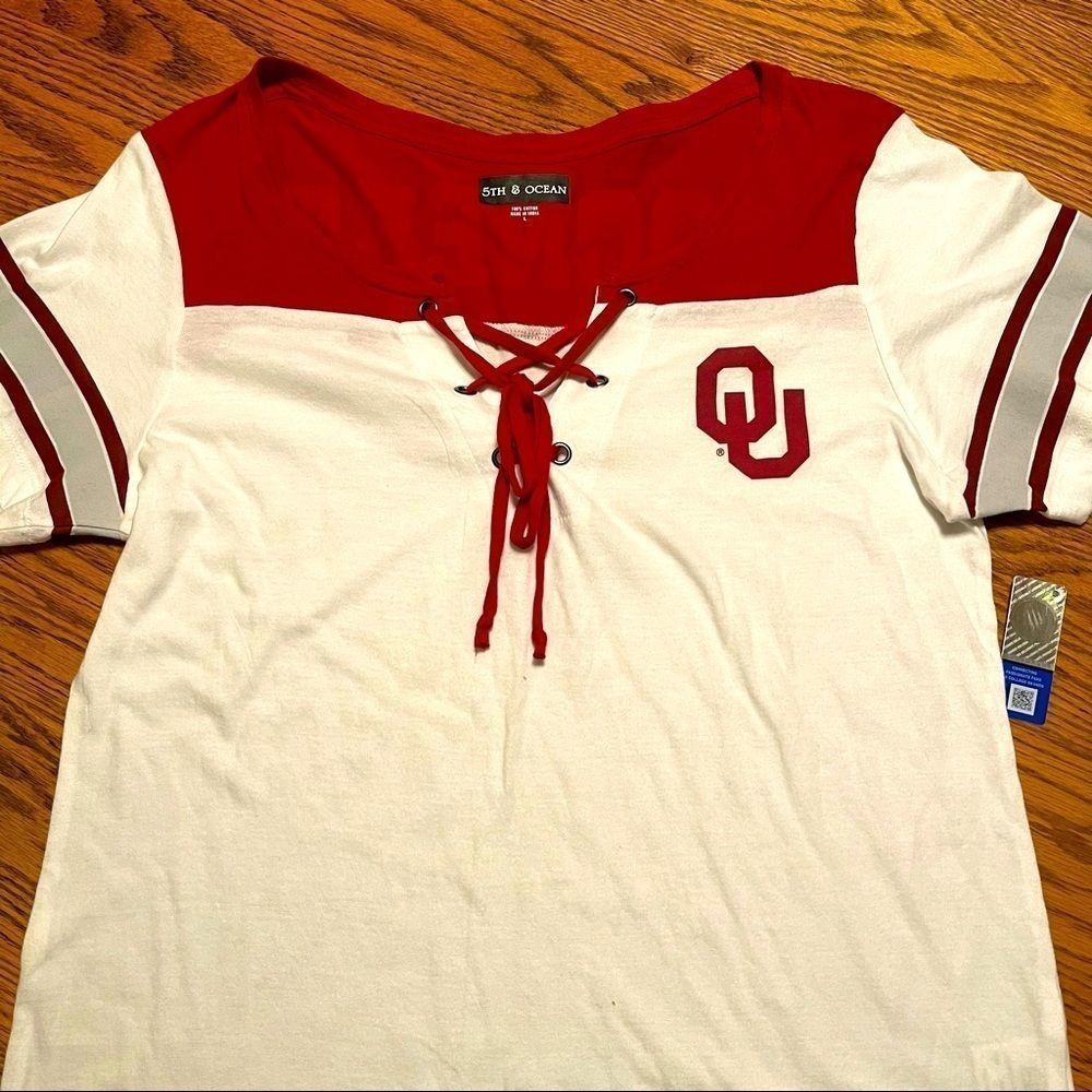 SOONERS OU TOP NWT. T1 2468